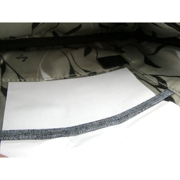 Lug Peekaboo Quilted Wristlet NWT - Picture 8 of 15